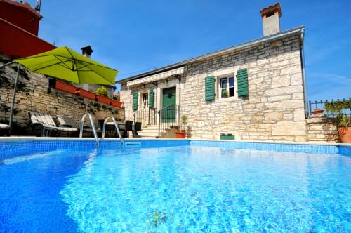 Tinjan Codice promozionale Croatia Booking.com