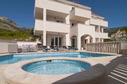 Bol Codice promozionale Croatia Booking.com