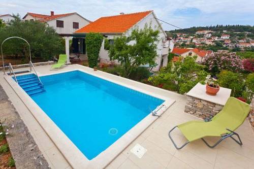 Sutivan Codice promozionale Croatia Booking.com