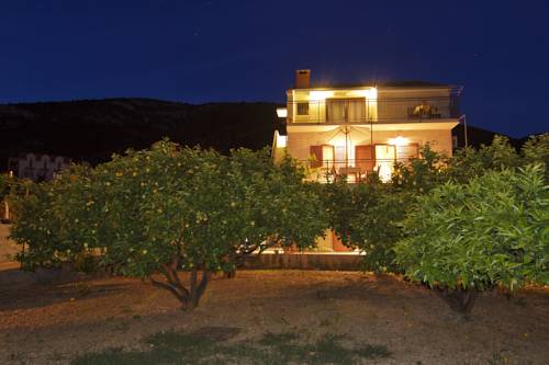 Komiza Codice promozionale Croatia Booking.com