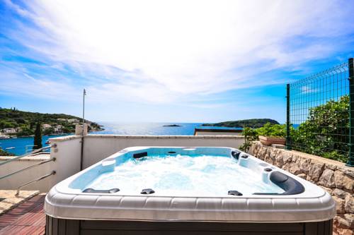Molunat Codice promozionale Croatia Booking.com