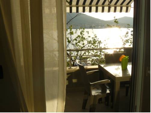 Vinisce Codice promozionale Croatia Booking.com